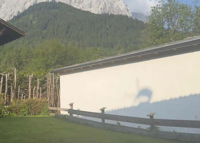 Zugspitze 2 דירה